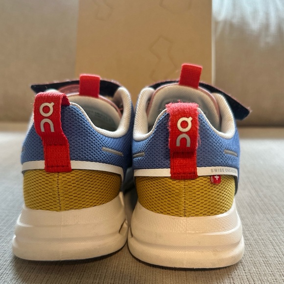 On Running Kids Cloud Play Sneakers Ultramarine Zephyr - Picture 3 of 15